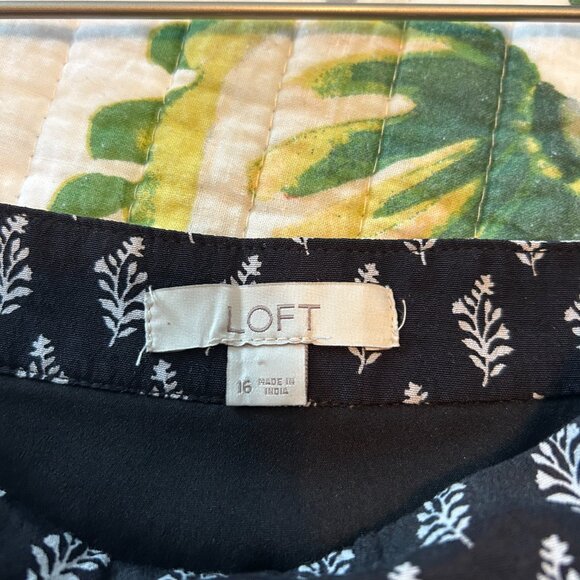 Loft black and white skirt - Picture 3 of 5